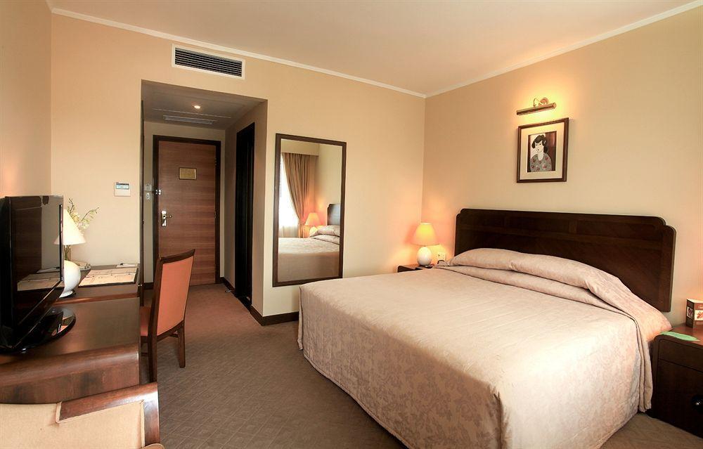 Norfolk Saigon Hotel