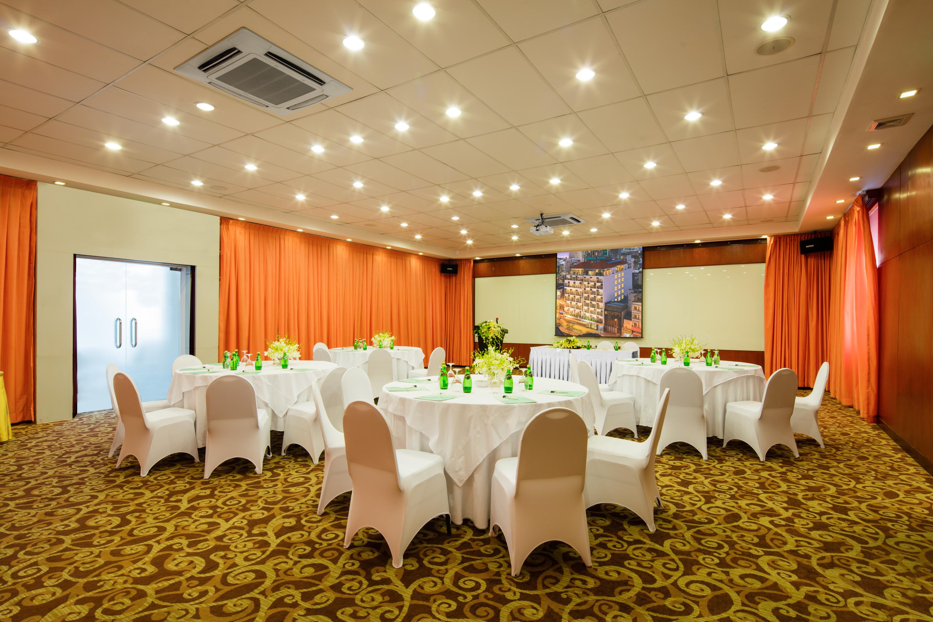 Hotel Norfolk Saigon 4*